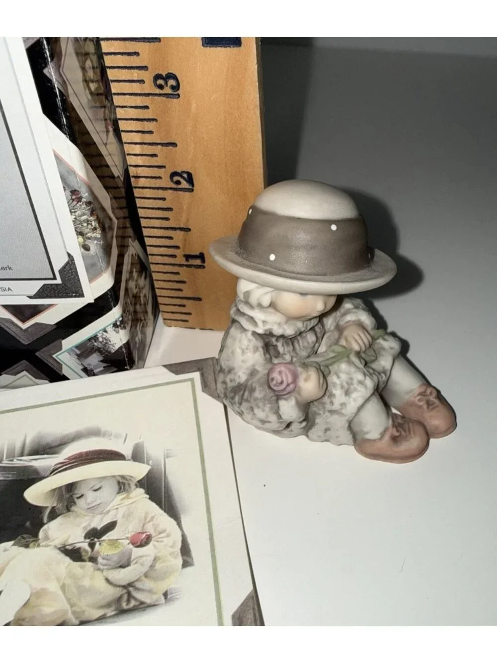 VINTAGE Kim Anderson Pretty As A Picture Figurine Thinking Of You #175366 1995